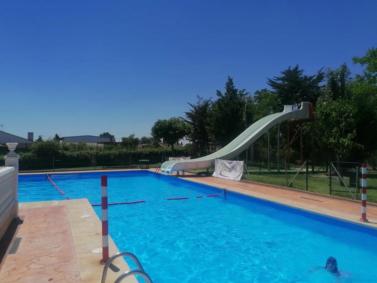 Camping Cubillas Cubillas de Santa Marta Extérieur photo